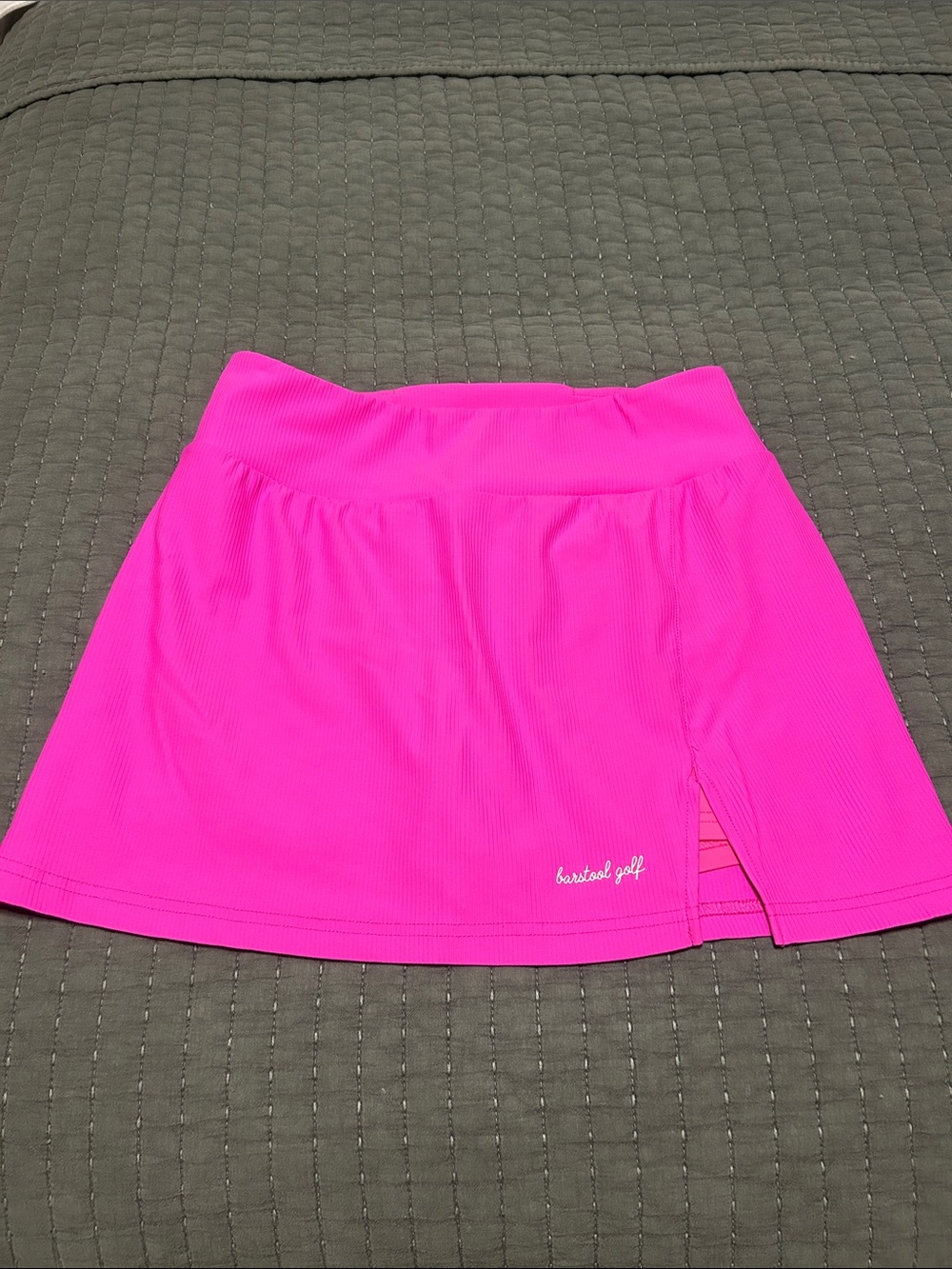 Barstool Golf Women’s Hot Pink Mini Skort